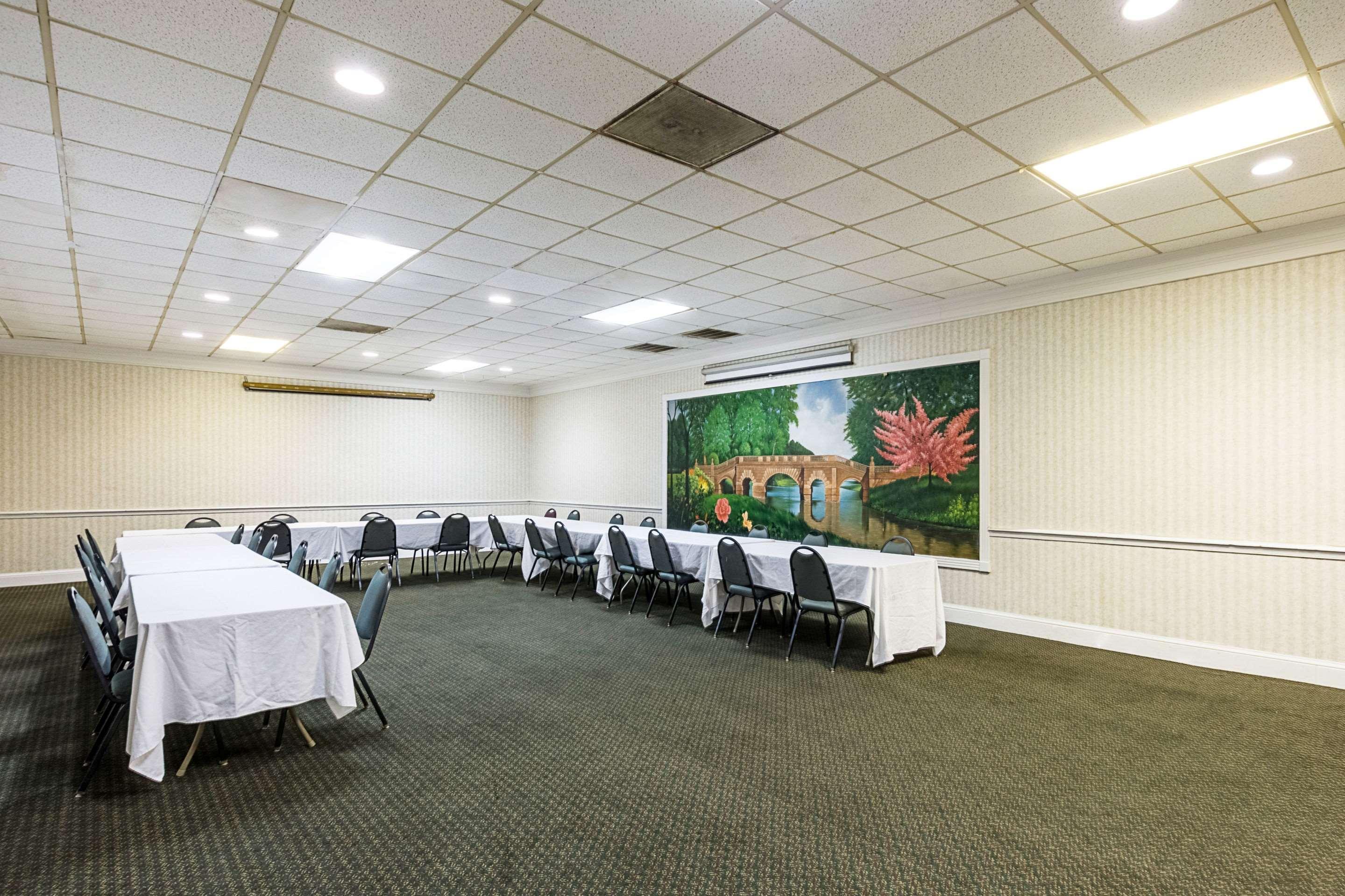 Orangeburg Inn & Suites Exteriér fotografie