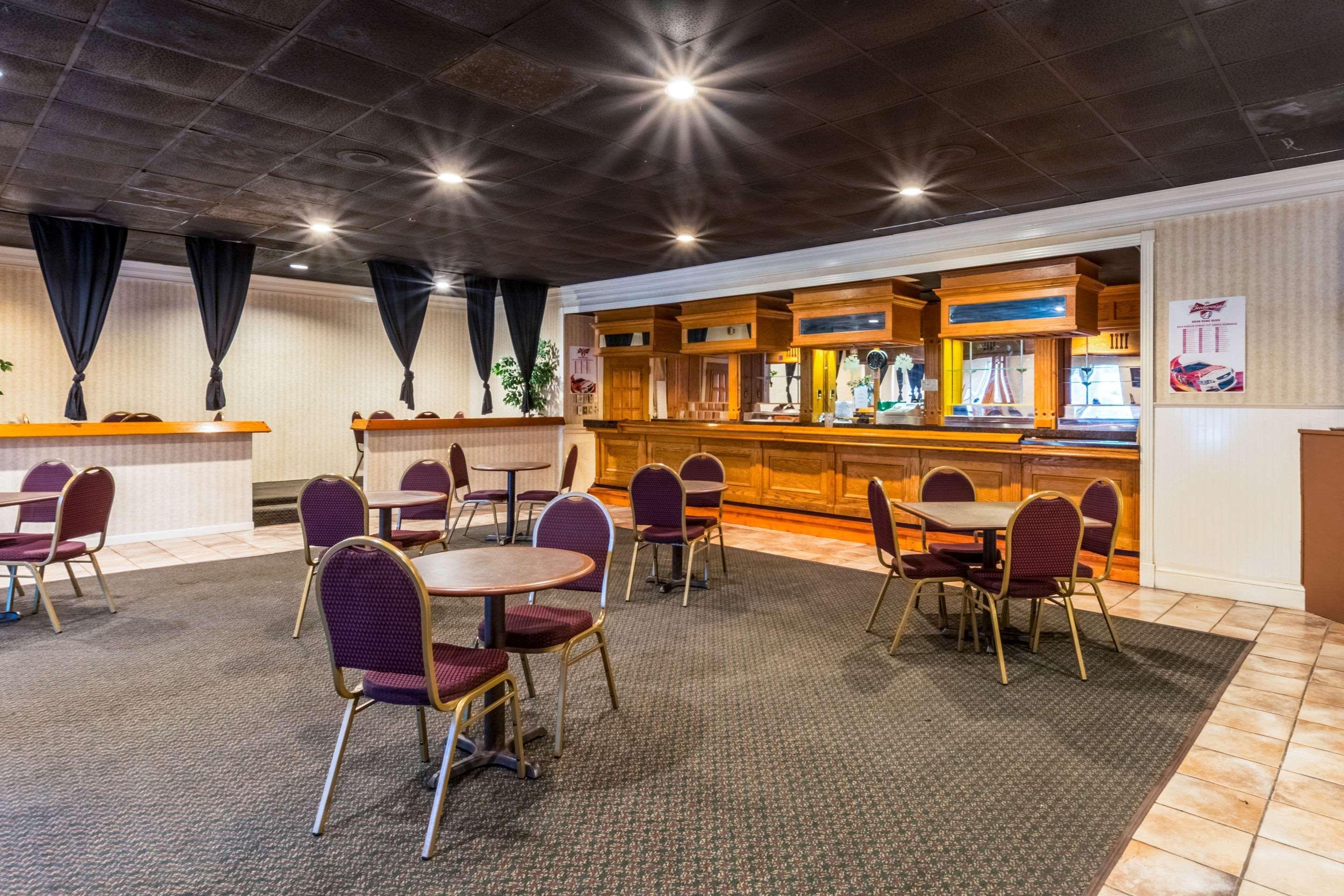 Orangeburg Inn & Suites Exteriér fotografie