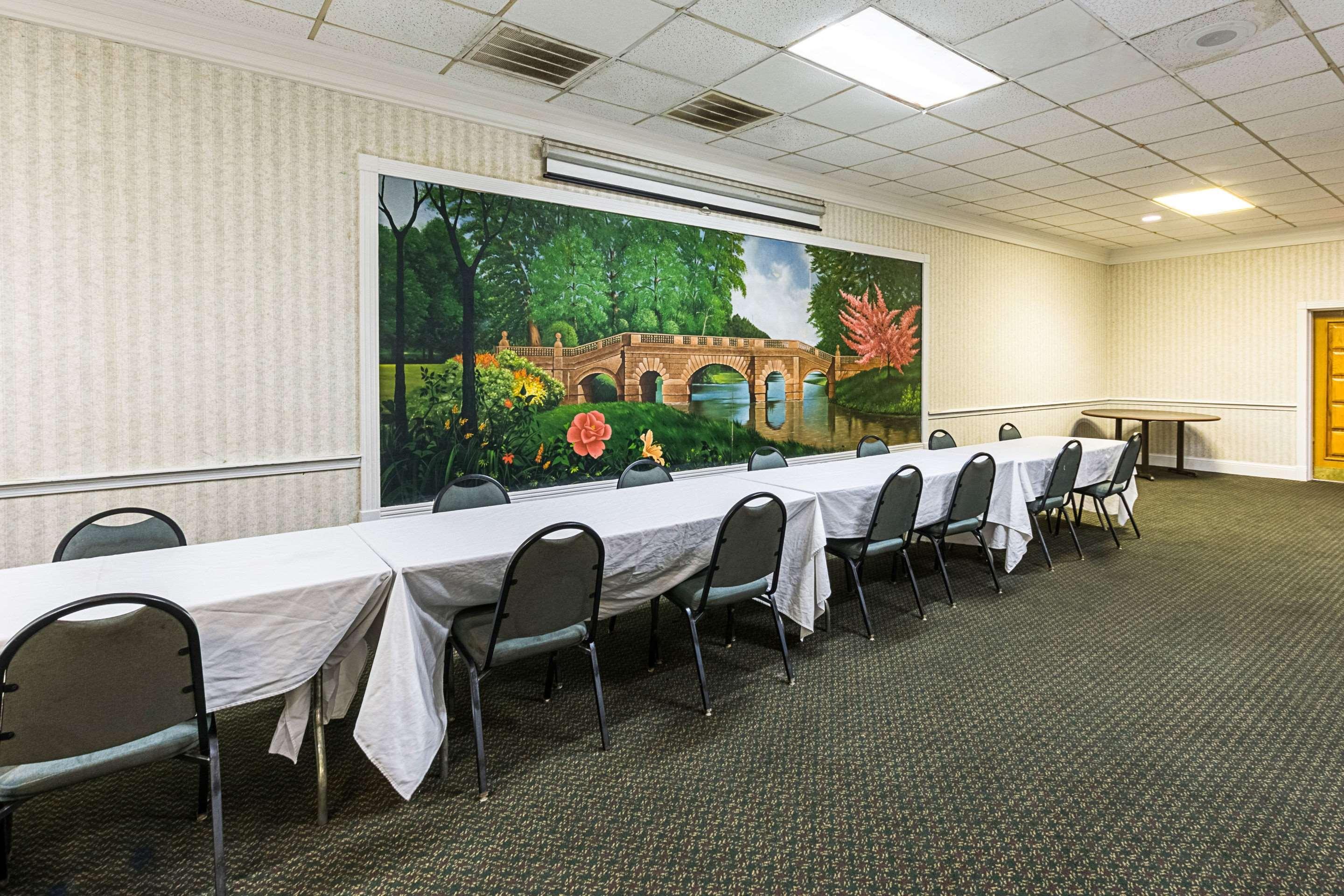 Orangeburg Inn & Suites Exteriér fotografie