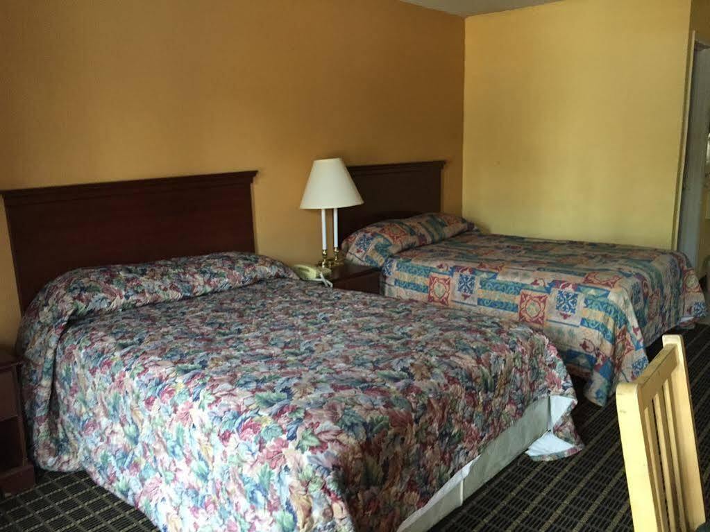 Orangeburg Inn & Suites Exteriér fotografie